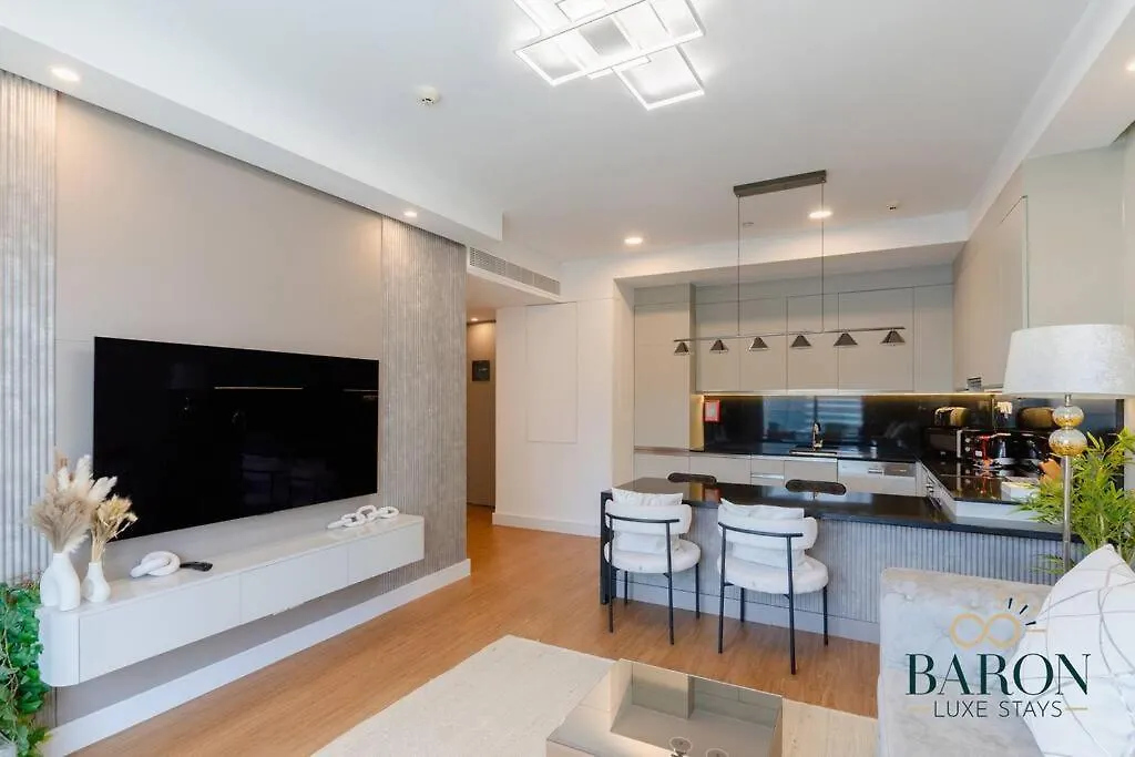 Fabulous 1Br Emaar Residences Marina Dubai 0*,